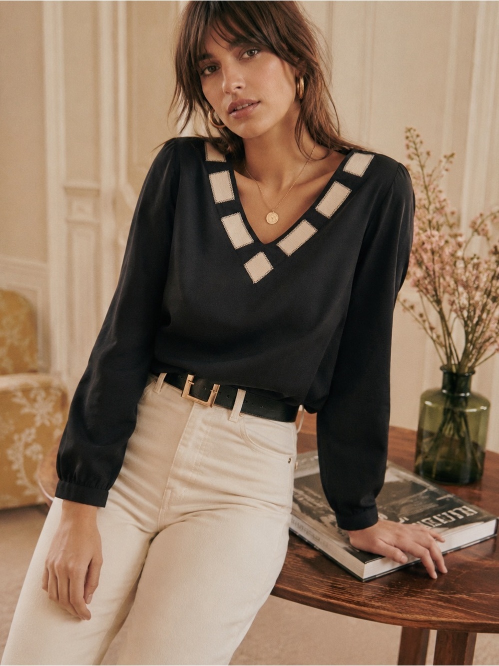 SMITH Black Elegant Long Sleeve Blouse Top With White Geometric Appliqué Size S